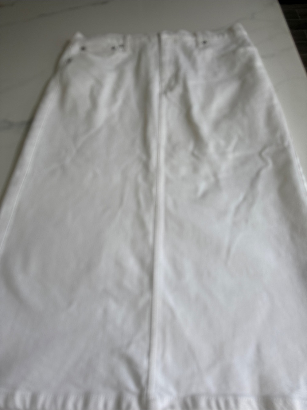 Banana Republic White Skirt with Branded Waist Label